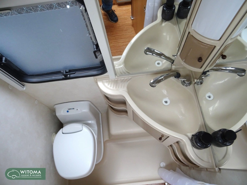 Adria Adora 472 LU SALE AANBIEDING  foto: 16