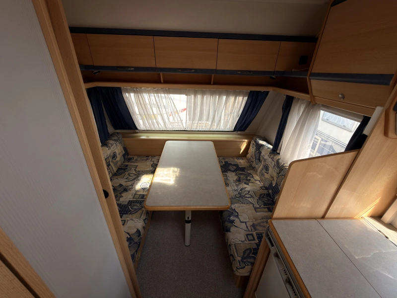 Eifelland Sunshine 460 Voortent+reservewiel  foto: 12