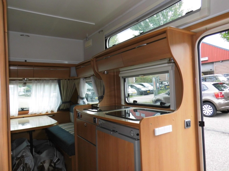 Trigano Silver 380 DD Luifel, mover,  foto: 9