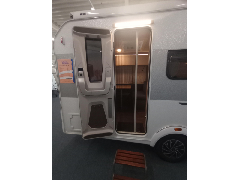Knaus Sport 400 QD Thule Omnistor, vloerverw  foto: 14