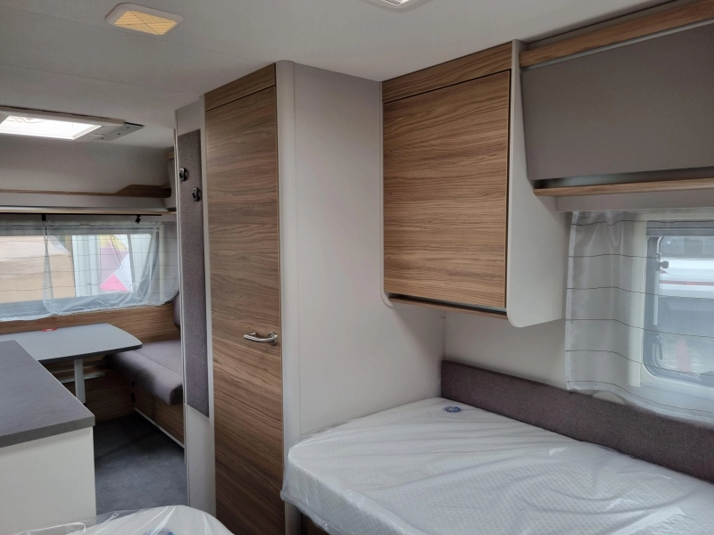 Dethleffs Nomad 460 EL First Edition  foto: 9