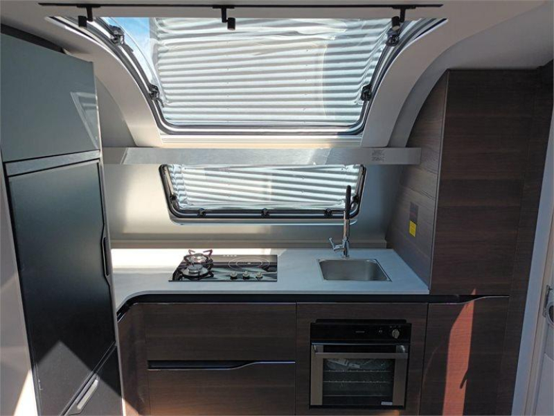 Adria Alpina 663 HT  foto: 2