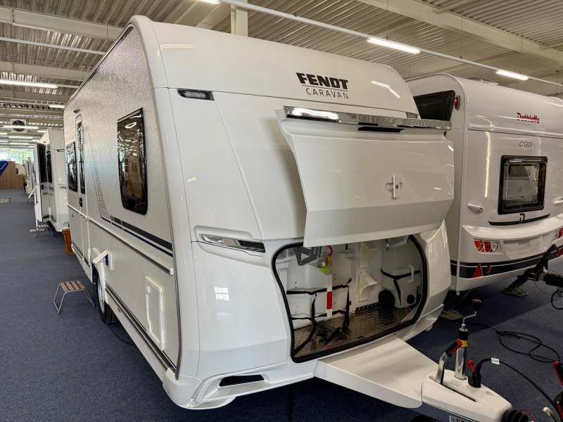 Fendt Bianco Activ 445 SFB modeljaar 2026  foto: 2