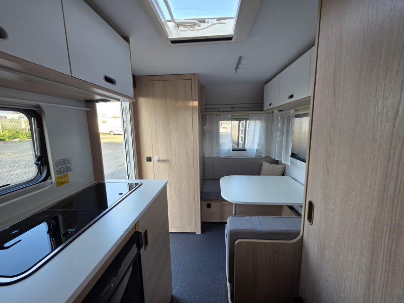 Adria Aviva 400 PS  foto: 11