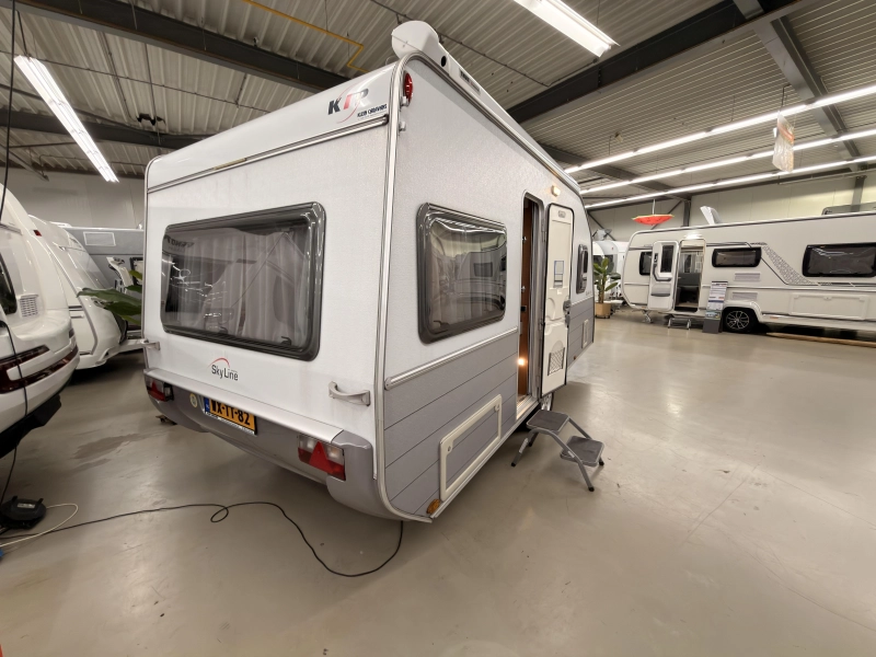 Kip Sky line Special 47 TDB +voortent+mover+luifel  foto: 2