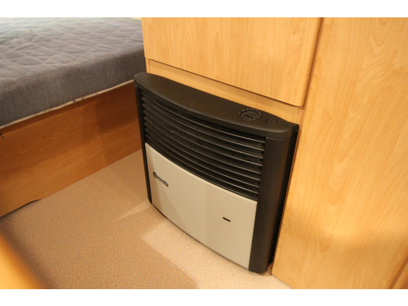 Caravelair Eldorado 420 Voortent, Fietsenrek,  foto: 10