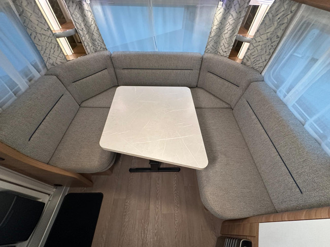 Hobby De Luxe 455 UF foto: 6
