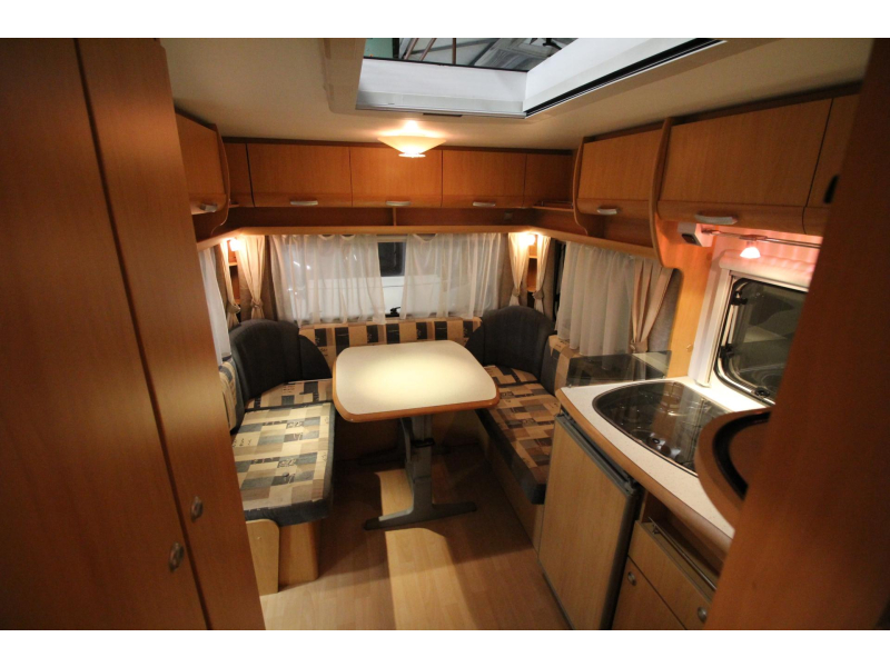 Beyerland Sprinter Sport 450 FB Mover,Voortent,Fietsenrek  foto: 10