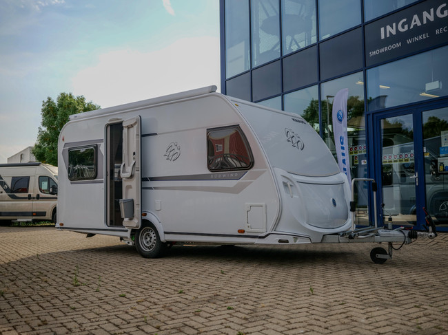 Knaus Sudwind 450 450 FU FRANSBED RONDZIT VOORTENT foto: 8