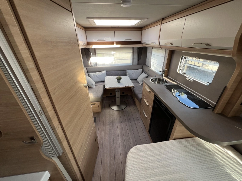 Knaus Sudwind 60 Years 450 FU voortent audioinstallatie  foto: 4
