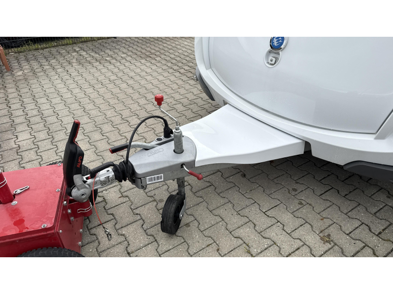 Knaus Sudwind Silver Selection 500 FU frans bed rondzit toilet  foto: 16