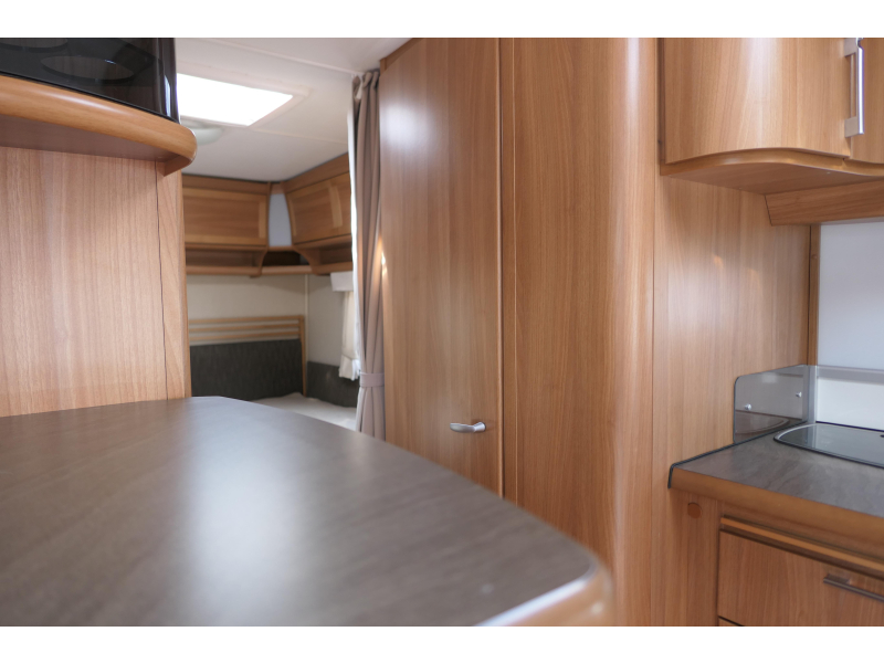 Kabe Ametist 560 GLE +MOVER+FIETSENDRAGER  foto: 6