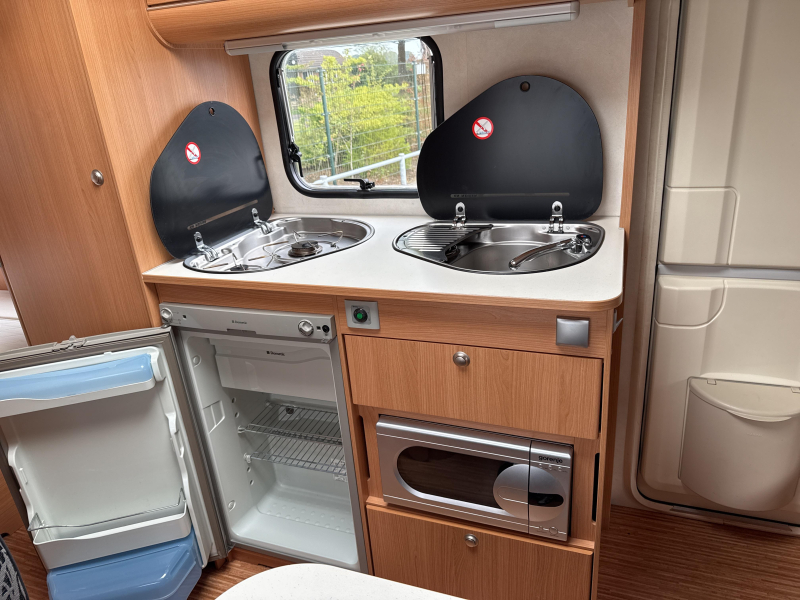 Adria Altea 462 PK Voortent/Mover/Fietsdr.  foto: 8