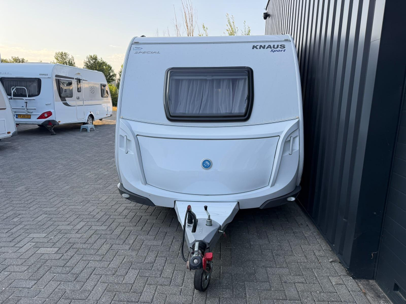 Knaus Sport Special 420 QD Mover/ Luifel/ Voortent  foto: 3