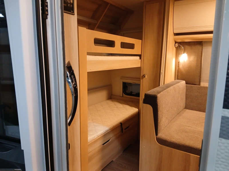 Hobby De Luxe 540 KMFE 