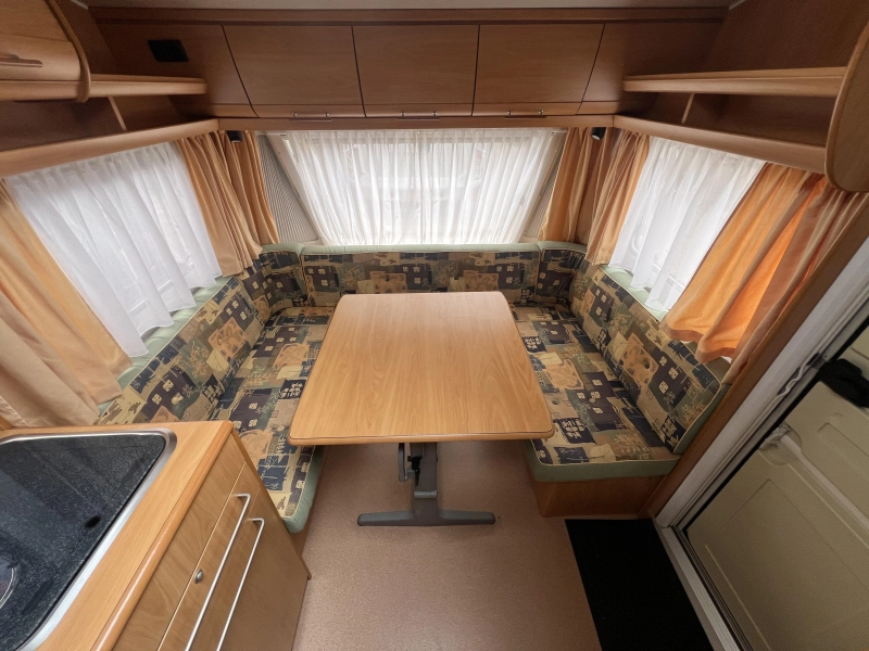 Chateau Cantara 450 CT Voortent, Fransbed  foto: 3