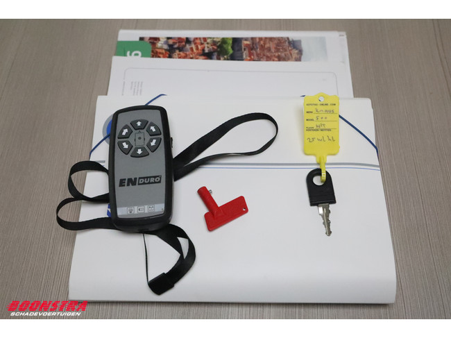 Knaus Sport 500 W04 Mover Luifel foto: 22