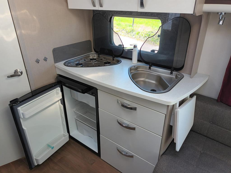 Swift Mondial 420 SE  foto: 7