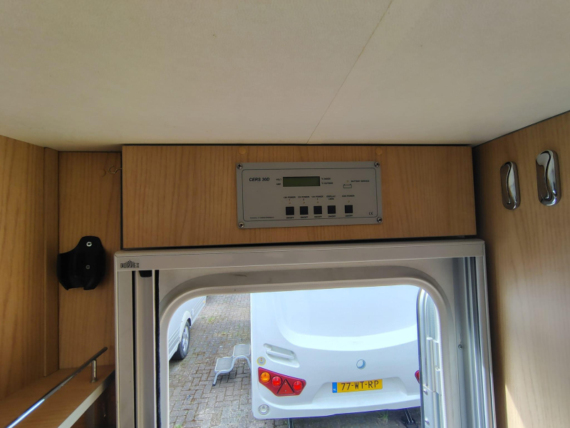 Kip Grey Line Special 44 EKL met doucheruimte  foto: 16