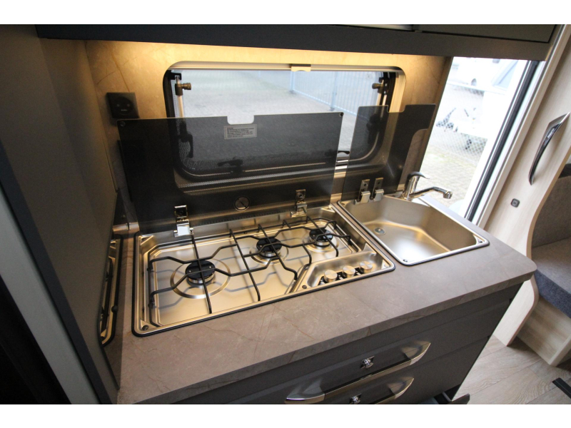 Hobby De Luxe 495 UL Enkele bedden & rondzit!  foto: 14