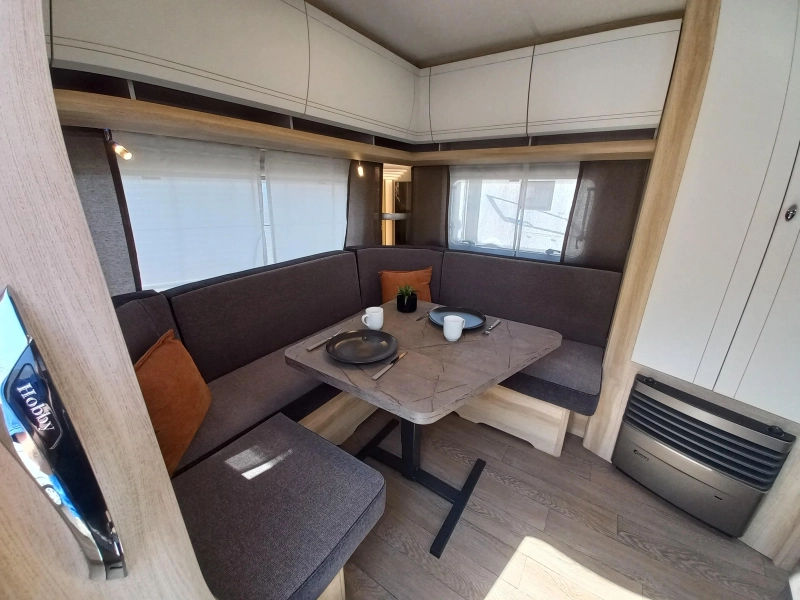 Hobby De Luxe 495 UL 1800kg - bedverbreding  foto: 4
