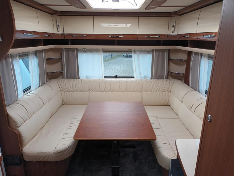 LMC Exquisite 595 VIP 