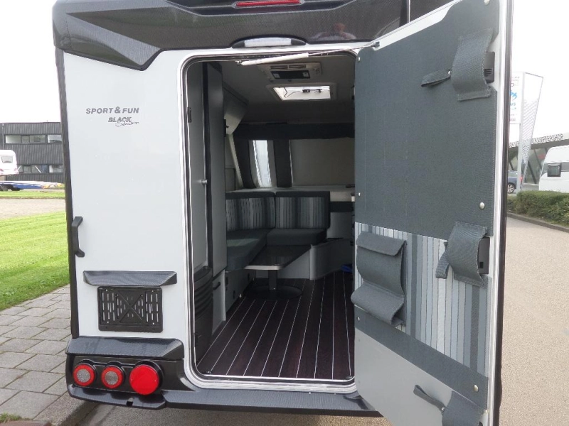 Knaus Sport en Fun 480 QL mover, airco, luchttent  foto: 3