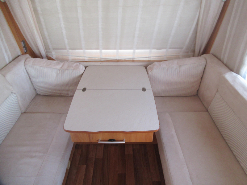 Eriba Nova GL 390 COMPACT MET EINDKEUKEN  foto: 5