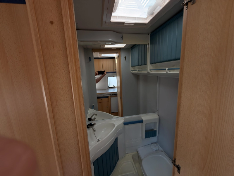 Eifelland Sunshine 460 Voortent+reservewiel  foto: 7