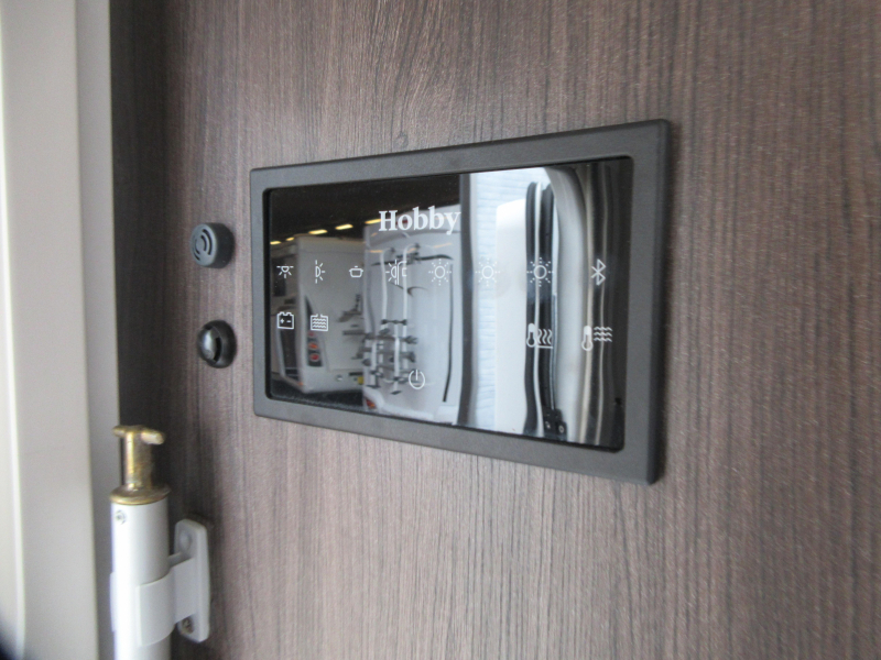 Hobby Prestige 560 UL RONDZIT HOGE KOELKAST  foto: 14