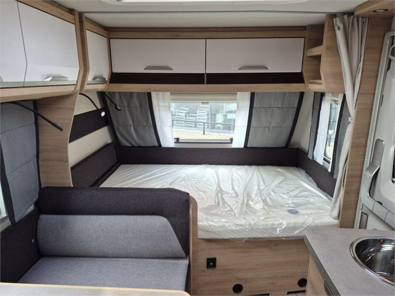 Knaus Sudwind Black Selection 500 QDK 