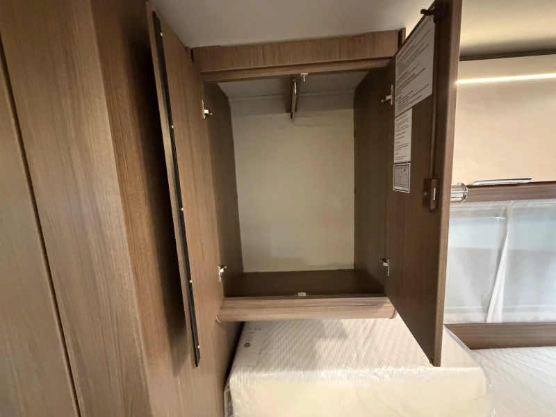 Tabbert Cazadora 460 E enkele bedden / dinette  foto: 15