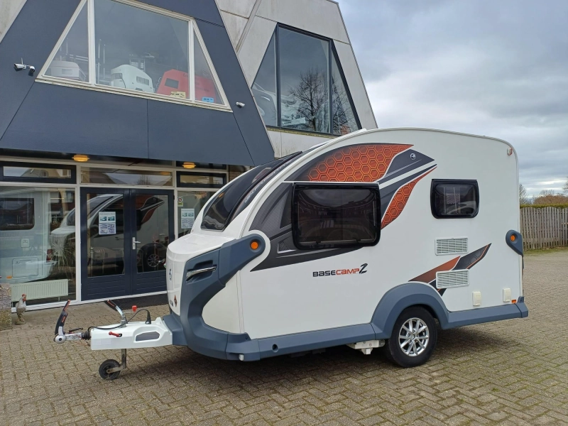 Sprite Basecamp 2 mover + voortent  foto: 3