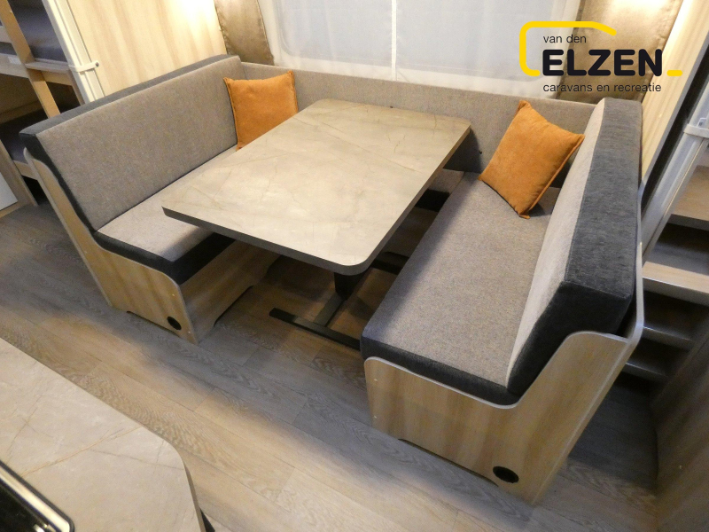 Hobby De Luxe 545 KMF actie prijs, incl. opties  foto: 9