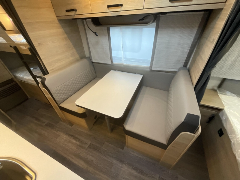 Weinsberg CaraOne 550 QDK STAPELBED-DOUCHE-RUIM 