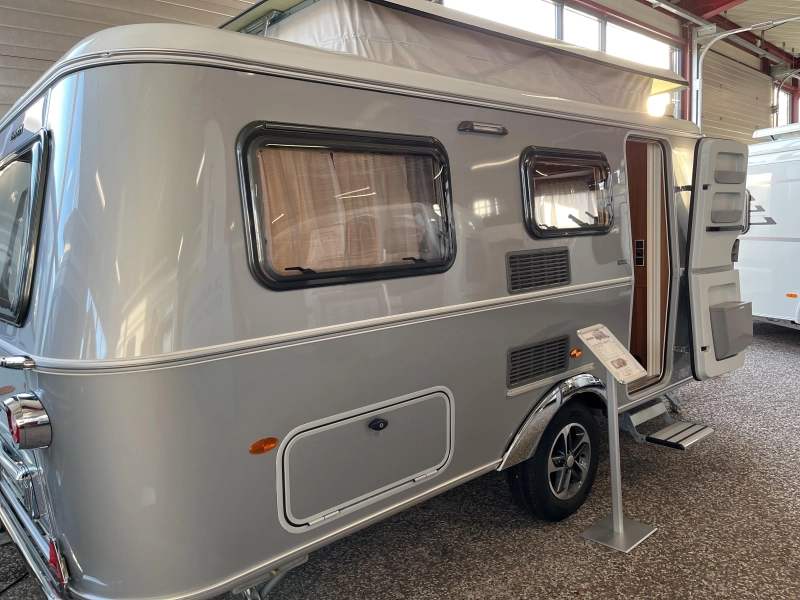 Eriba Touring 550 Legend Hampton zilver  foto: 8