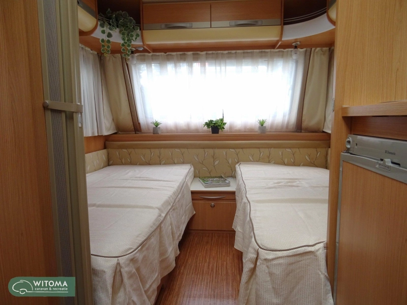 Adria Adora 472 LU SALE AANBIEDING  foto: 8