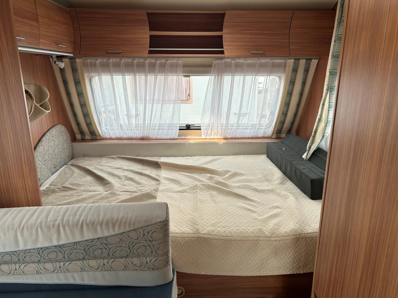 Bürstner Averso Fifty 420 TS 