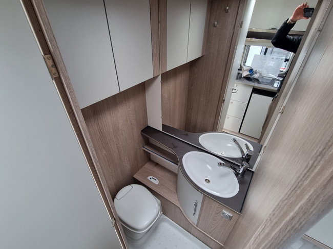 Bürstner Premio 460 TL foto: 8