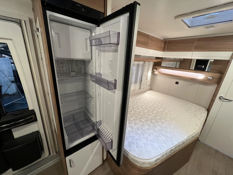 Hobby De Luxe 495 WFB Bouwjaar 2023, Mover  foto: 8