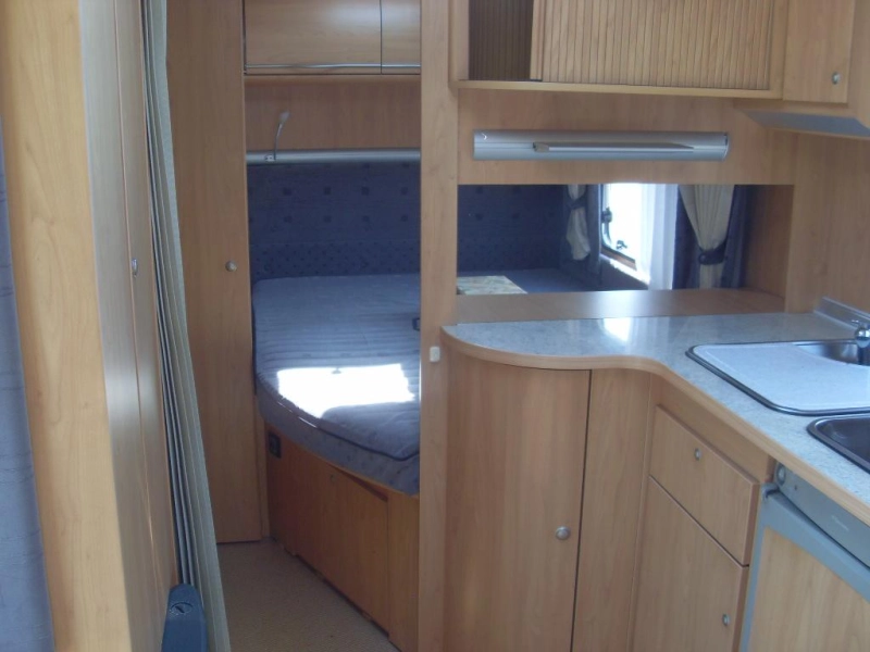 Bürstner Ventana 455 TS met Mover 