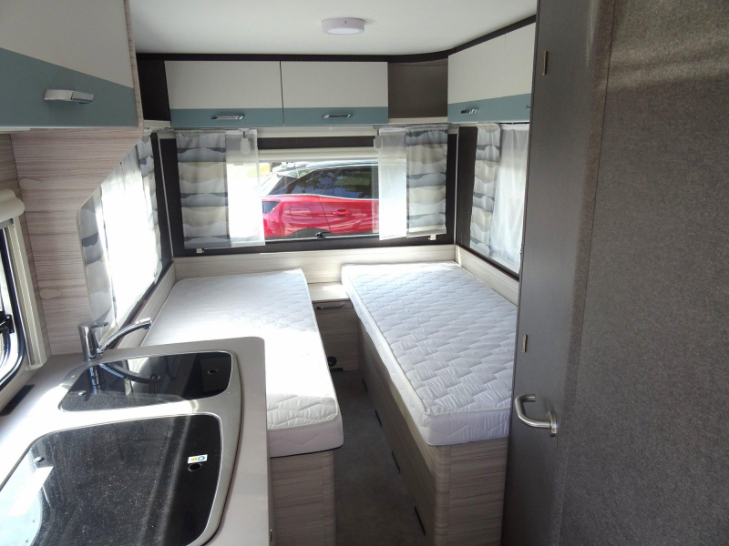 Dethleffs C'Joy 460 LE zeer nette caravan  foto: 8