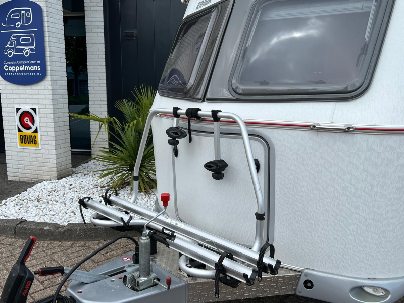 Eriba Touring Triton 420 mover, luifel, fietsenrek  foto: 9