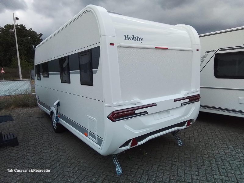 Hobby De Luxe 495 WFB met aparte douche en wc  foto: 1