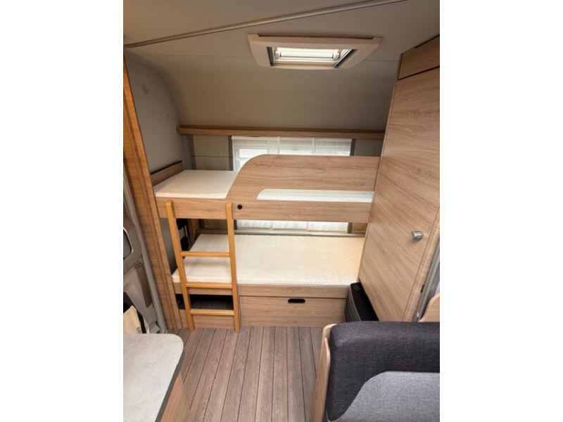 Knaus Sudwind 60 Years 540 FDK Incl. Mover en Luifel  foto: 22