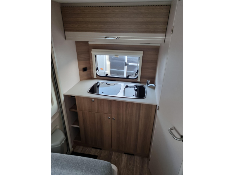 Dethleffs C'Joy 420 QSH - Thule Cassette Luifel -  foto: 13