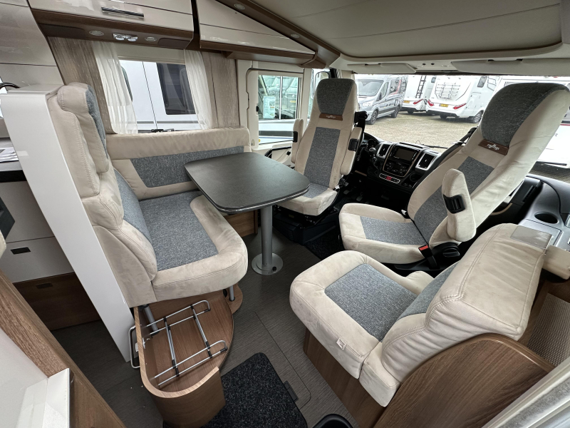 Carthago C-Tourer I 144 LE 160PK-LIGHTWEIGHT+LITHIUM  foto: 13