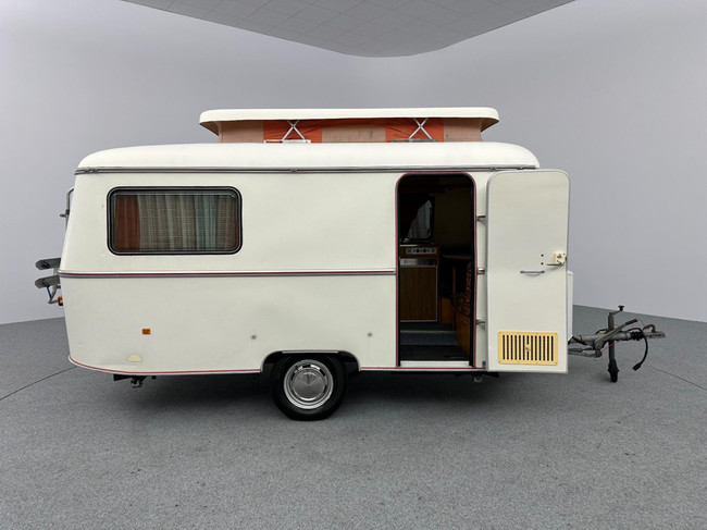 Eriba Touring Triton 410 foto: 10