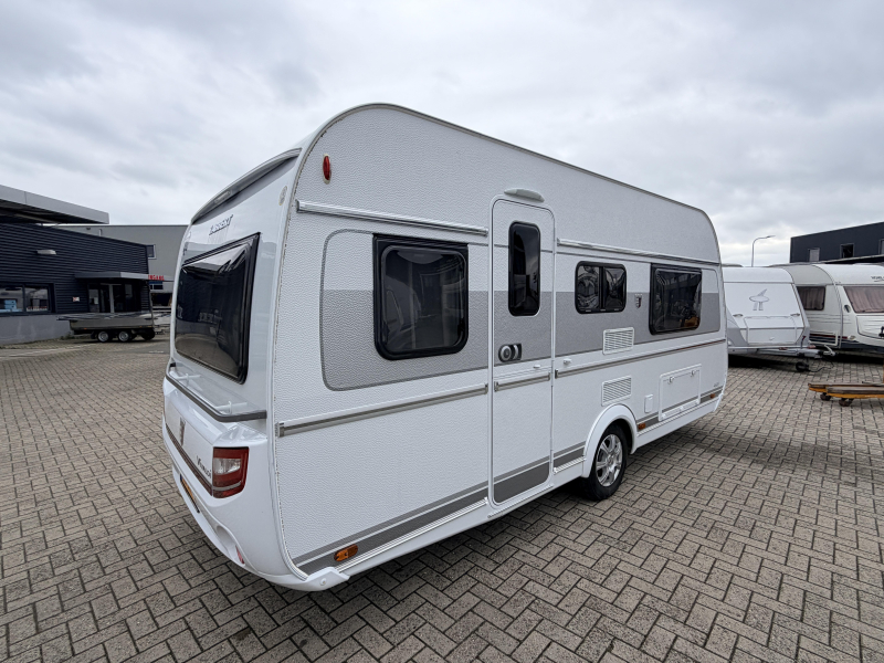 Tabbert Vivaldi 460 E Bj 16 Enkele bedden LUXE  foto: 15