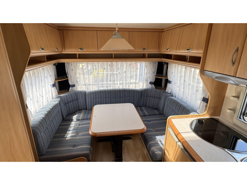 Hobby Excellent Easy 460 UFE - Voortent 